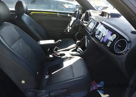 2013 Volkswagen Beetle 2.0L Tdi из США, поврежденный, VIN 3VW5L7AT9DM817904